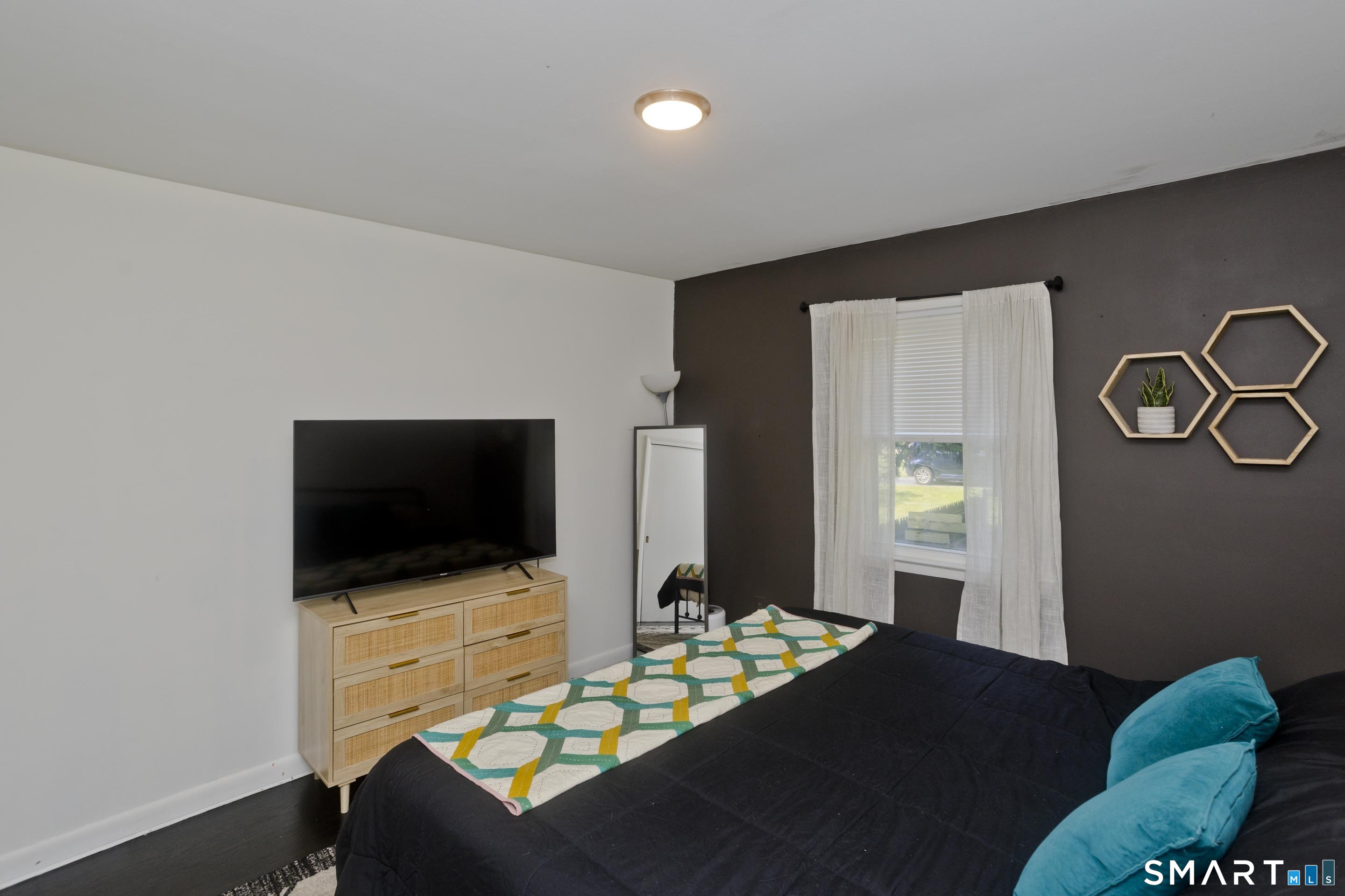 10 Wesley Road East Windsor, CT 06016 - Photo 16 of 40 Gallery Image 16