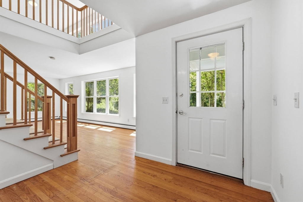 28 Hulst Road Amherst, MA 01002 - Photo 6 of 42