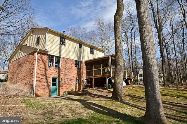 6947 Conservation Drive Springfield, VA 22153 - Photo 9 of 22 Exterior (Rear)