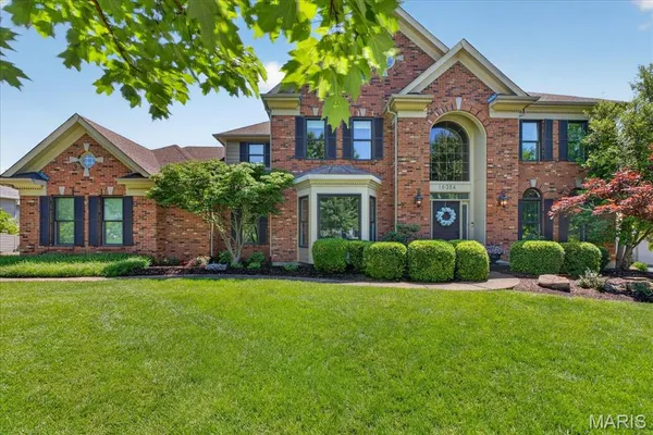 $1,200,000 | 16354 Champion Drive, Chesterfield, MO 63005