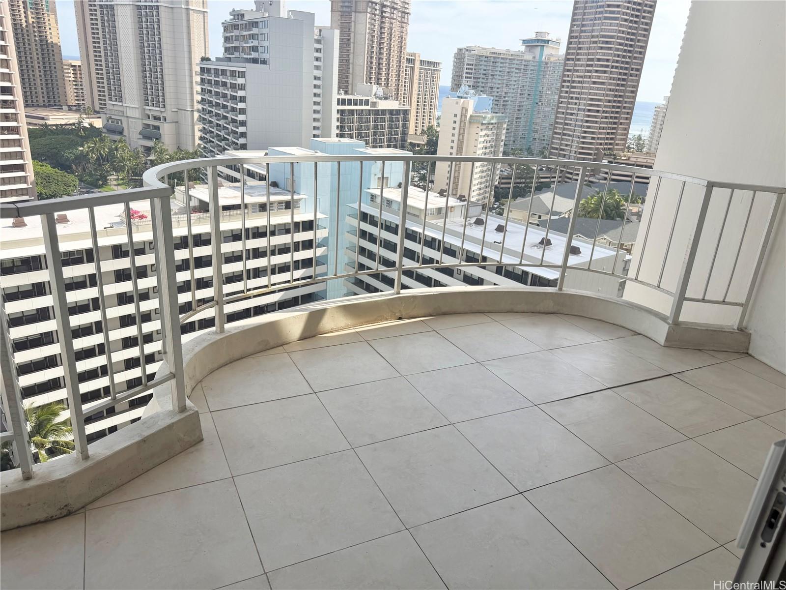 469 Ena Road, Unit 2103 Honolulu, HI 96815 - Photo 15 of 22 Lanai