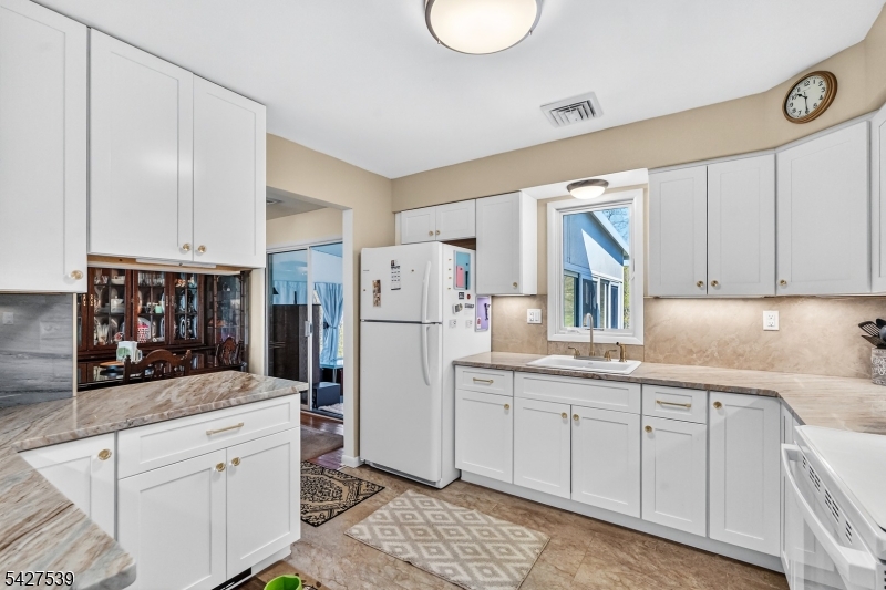 120 Coykendall Road Wantage, NJ 07461 - Photo 8 of 20