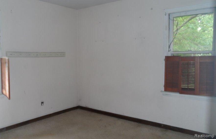 9090 Sheldon Road Plymouth, MI 48170 - Photo 5 of 6 600225498BR3.jpg