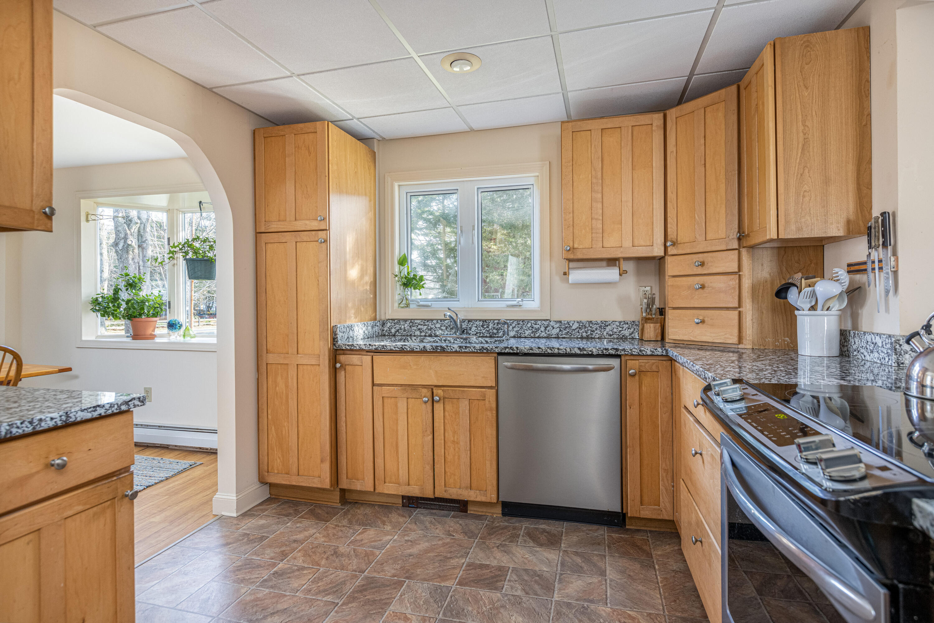 251 Black Point Road Scarborough, ME 04074 - Photo 2 of 44 251 Black Point Rd Scarborough-print-013