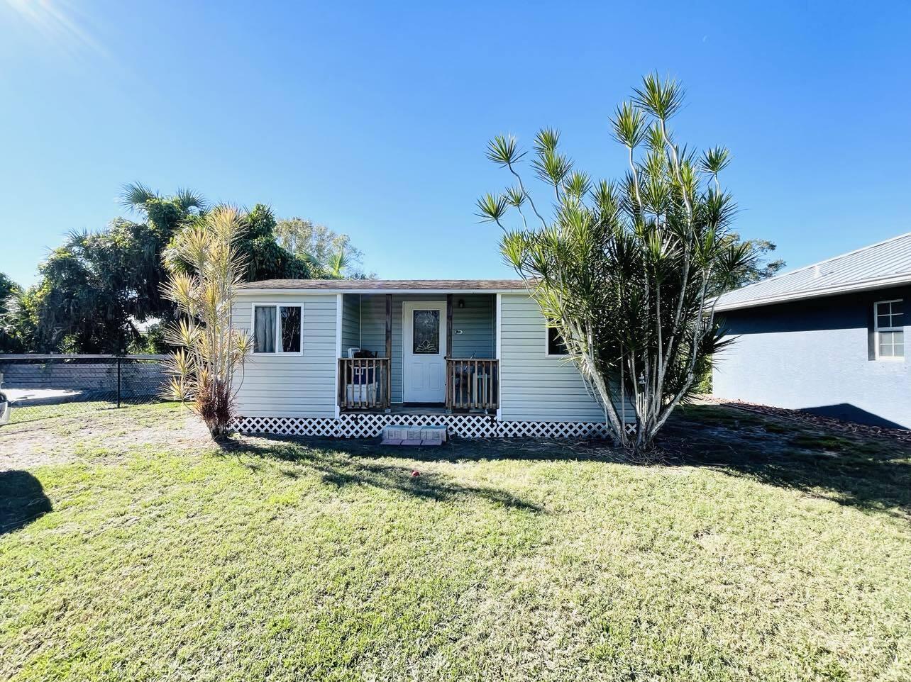 8888 Southeast 67th Way Okeechobee, FL 34974 - Photo 15 of 21 393087795_664359549101104_26180439691931