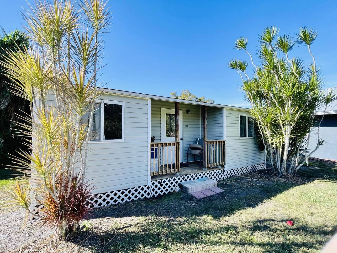 8888 Southeast 67th Way Okeechobee, FL 34974 - Photo 16 of 21 393094539_6880550051981087_6947840500734