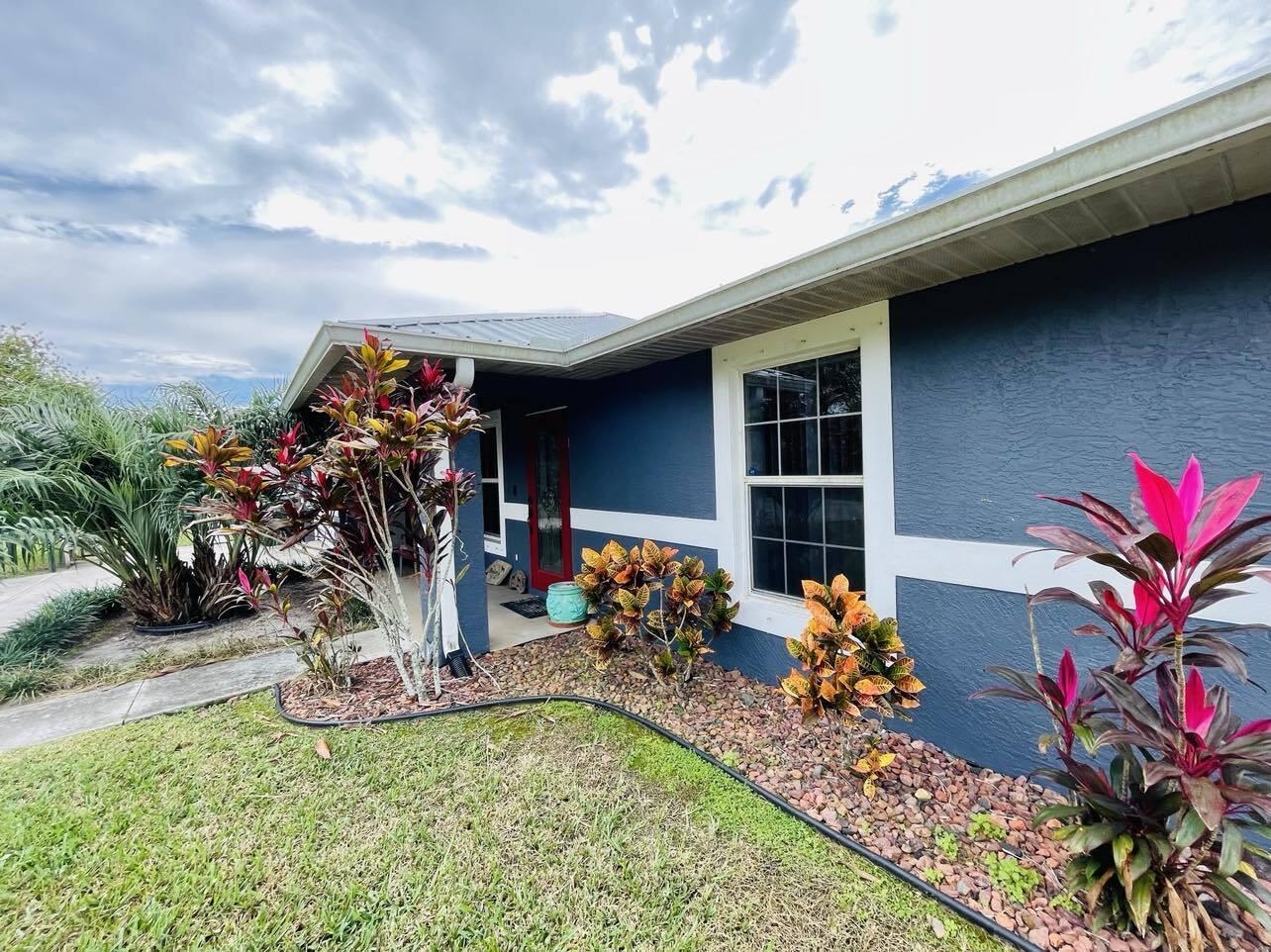 8888 Southeast 67th Way Okeechobee, FL 34974 - Photo 2 of 21 394146426_717908853255432_89759104612286