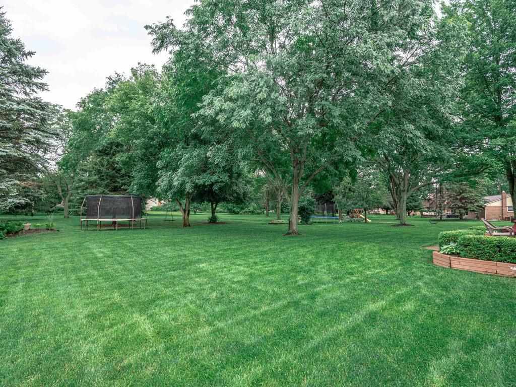 61376 North Ridge Trail Washington, MI 48094 - Photo 64 of 74 50047450-63.JPG
