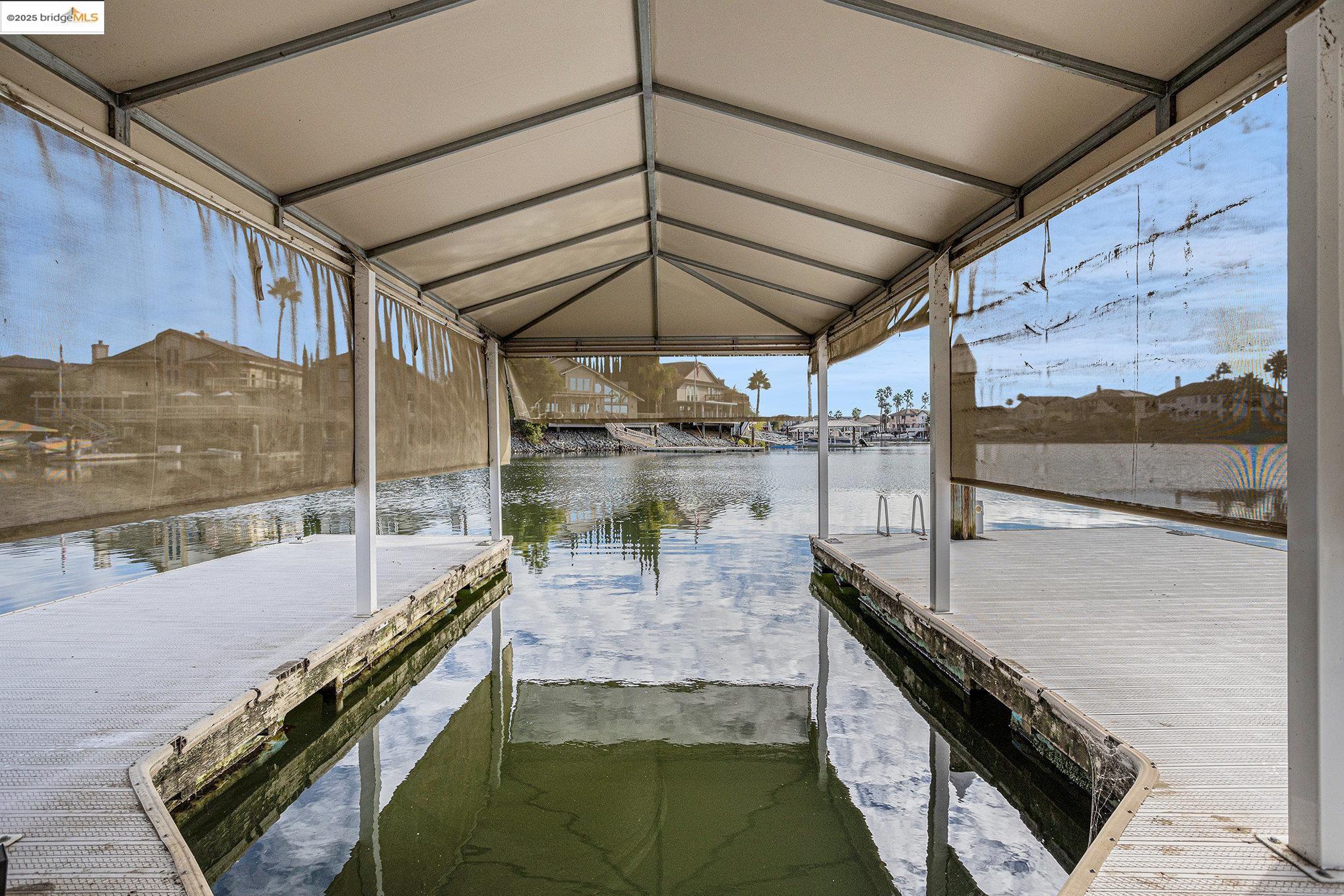 2011 Windward Point Discovery Bay, CA 94505 - Photo 15 of 19 a large room with a table and chairs