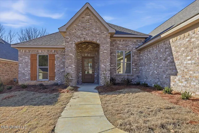 $315,000 | 210 Anderson Oaks Drive, Pearl, MS 39208