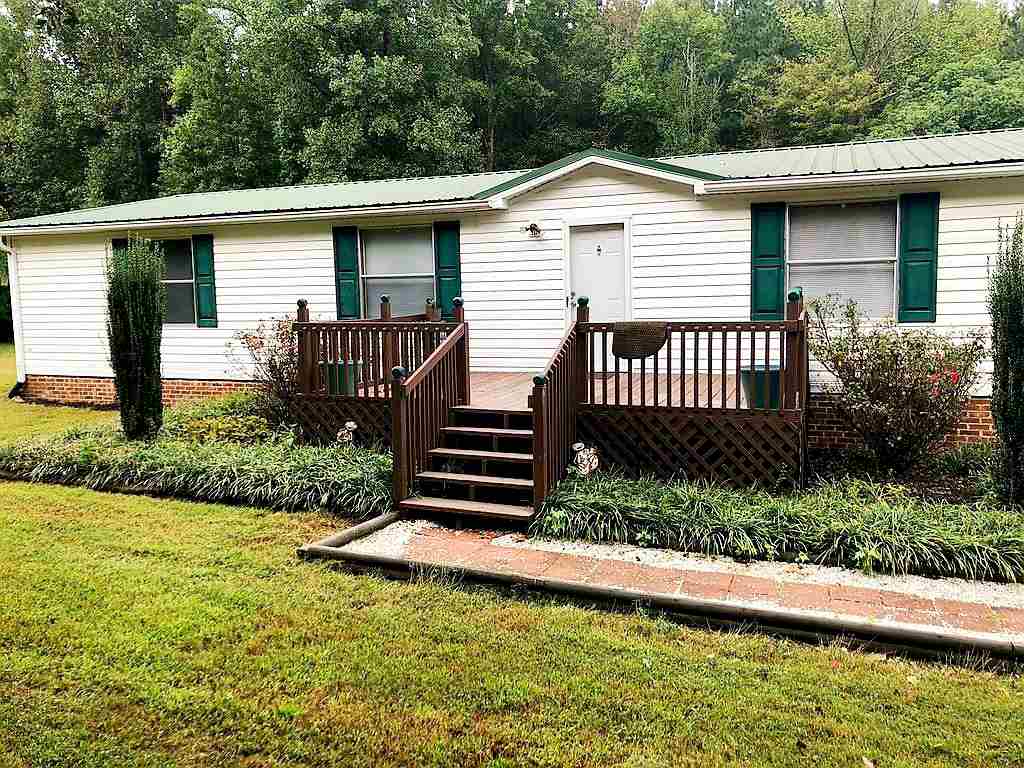 708 Oak Grove Road Landrum, SC 29356 - Photo 1 of 18