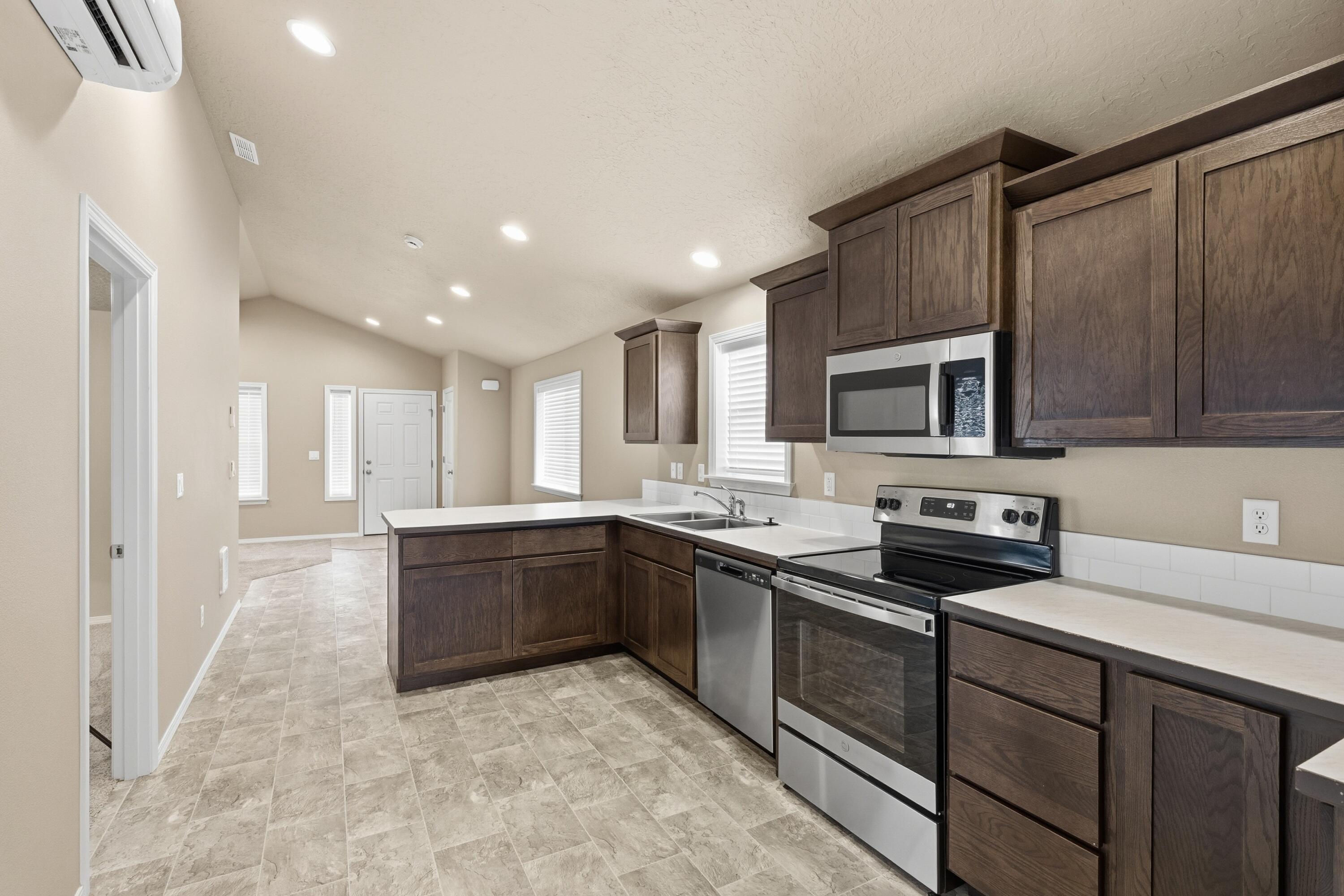 1915 Southwest 23rd Street Redmond, OR 97756 - Photo 18 of 22