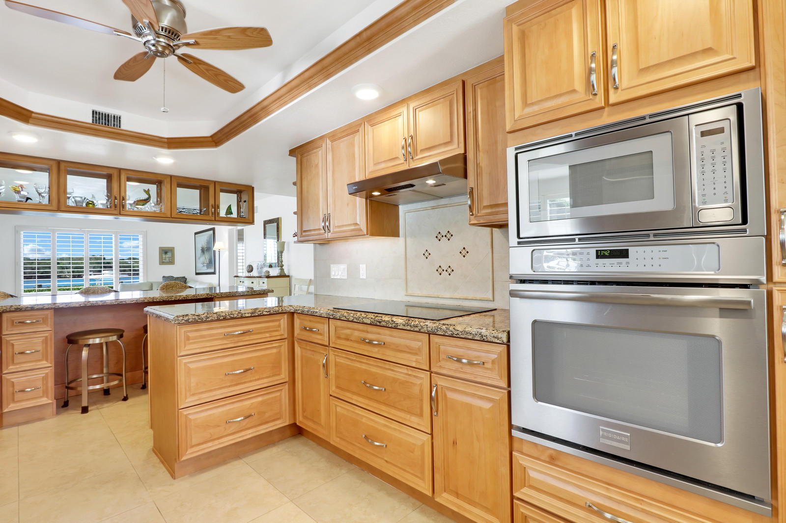 325 South Beach Road, Unit 110 Tequesta, FL 33469 - Photo 12 of 27 Kitchen