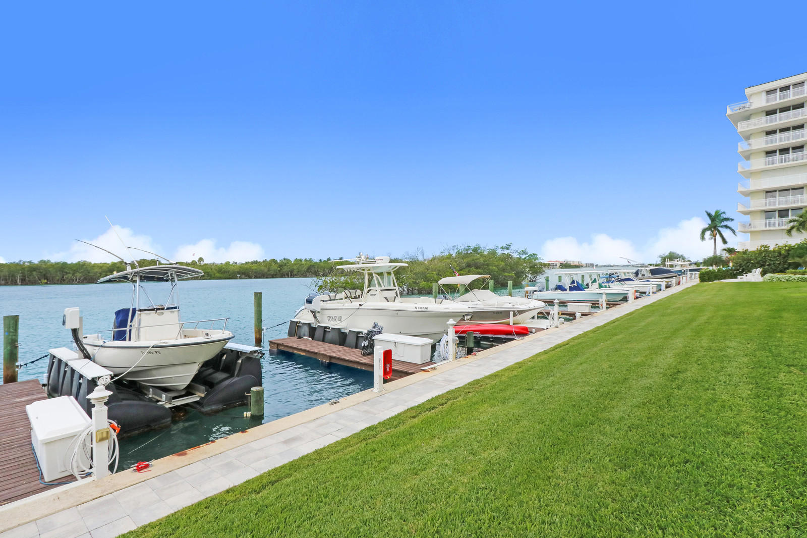 325 South Beach Road, Unit 110 Tequesta, FL 33469 - Photo 21 of 27 Dock
