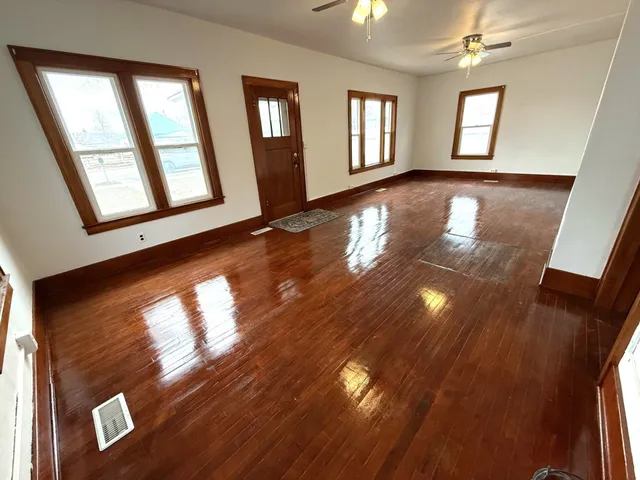 $209,900 | 807 11th Street, Wheatland, WY 82201