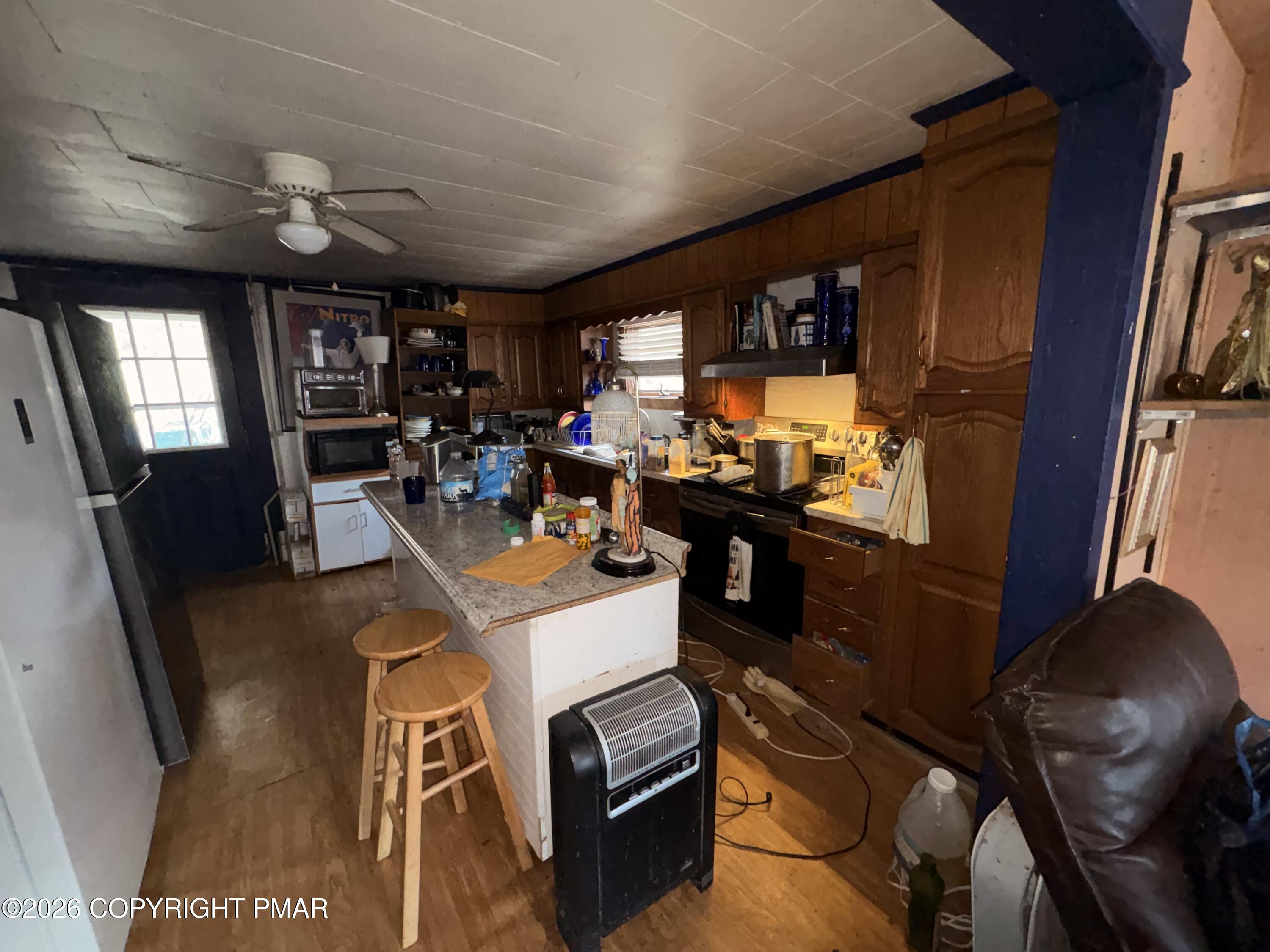 215 Doney Run Weatherly, PA 18255 - Photo 5 of 13 Kitchen