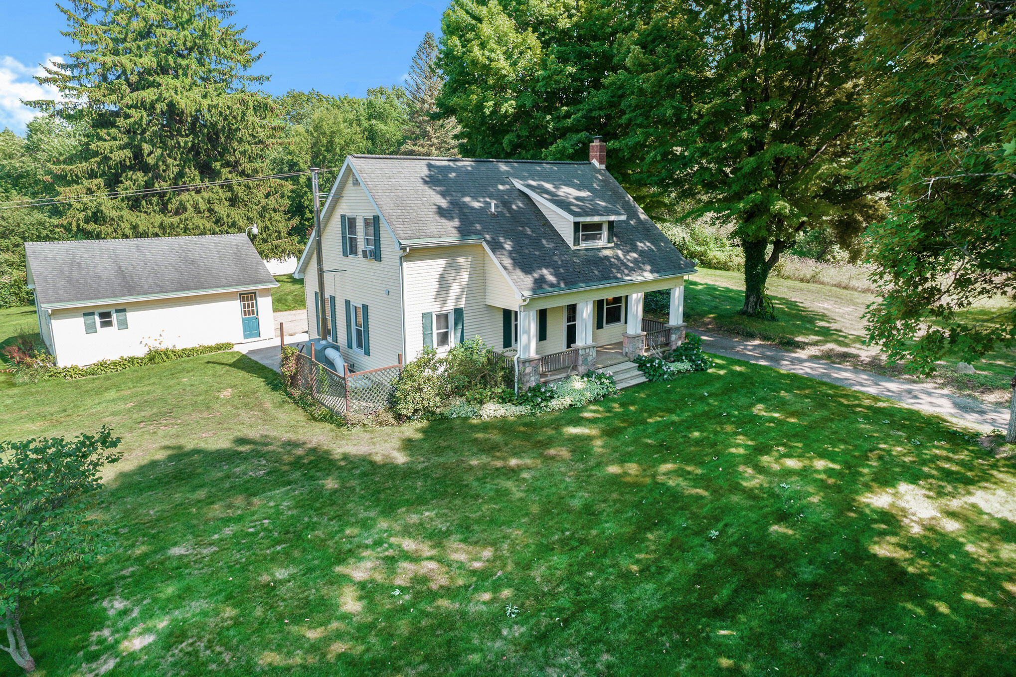5125 Stepladder Road Parma, MI 49269 - Photo 1 of 46 1