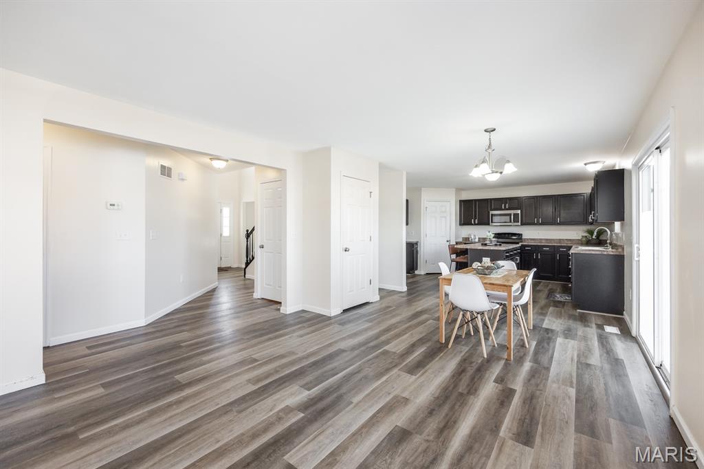 3518 Capri Lane Shiloh, IL 62221 - Photo 11 of 33