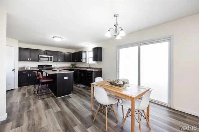 $365,000 | 3518 Capri Lane, Shiloh, IL 62221