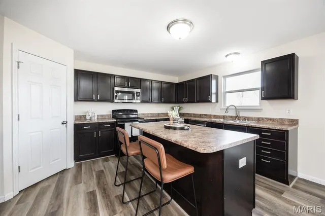 $365,000 | 3518 Capri Lane, Shiloh, IL 62221