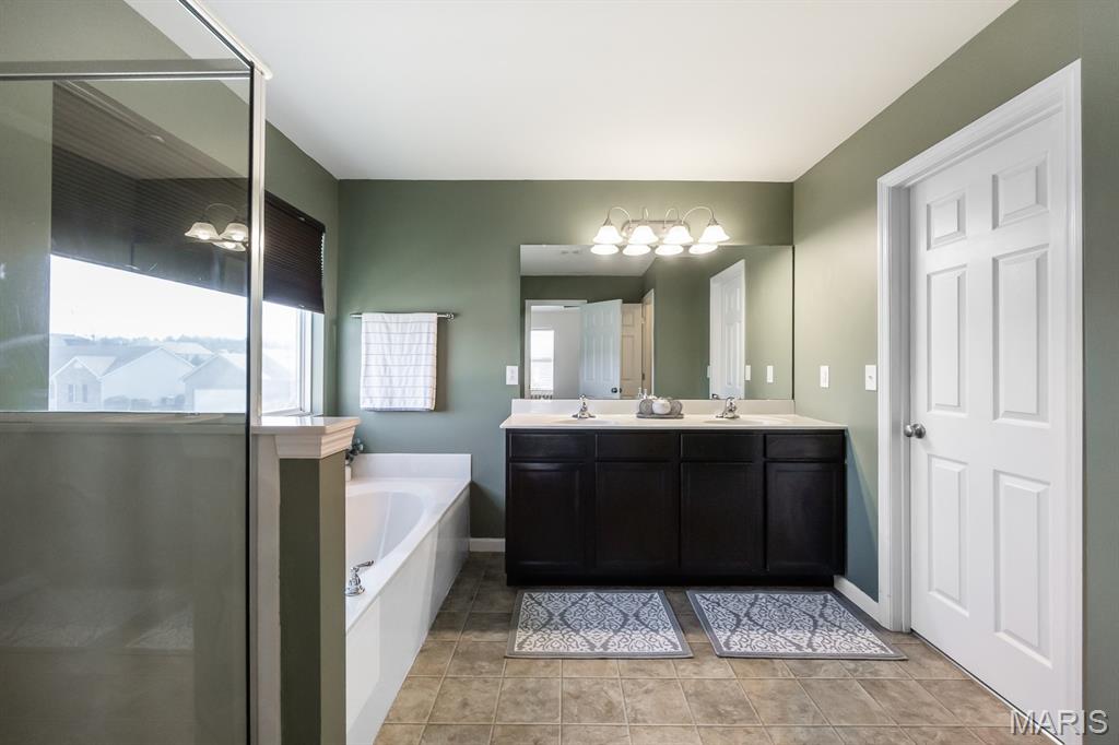 3518 Capri Lane Shiloh, IL 62221 - Photo 23 of 33