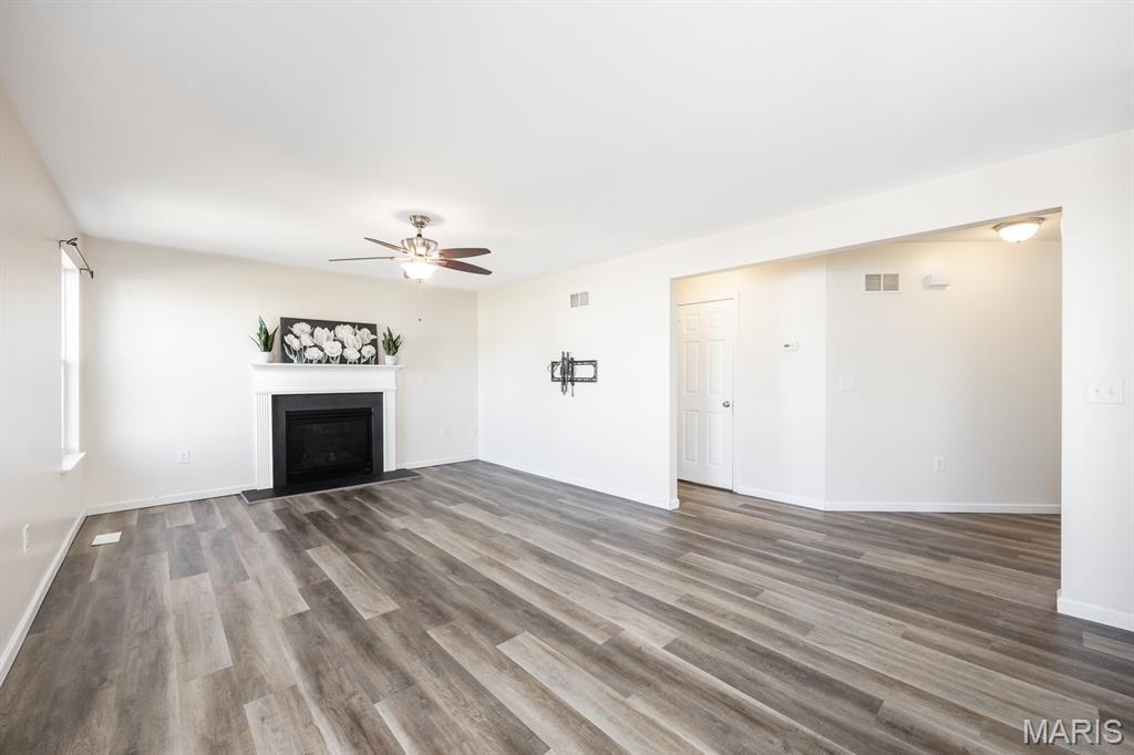 3518 Capri Lane Shiloh, IL 62221 - Photo 8 of 33