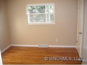282 Monte Vista Road Candler, NC 28715 - Photo 8 of 11 Gallery Image 8