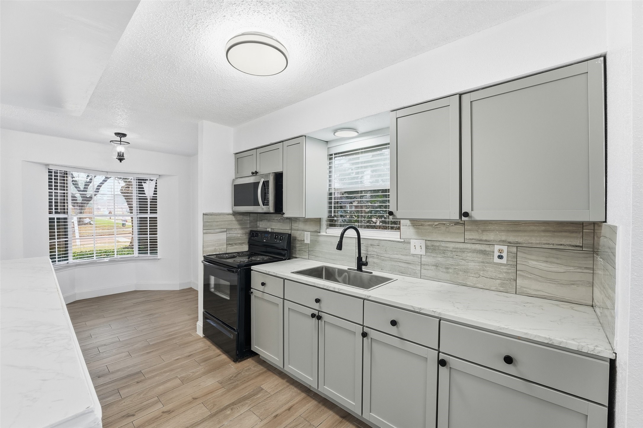 1054 Somercotes Lane Channelview, TX 77530 - Photo 11 of 28