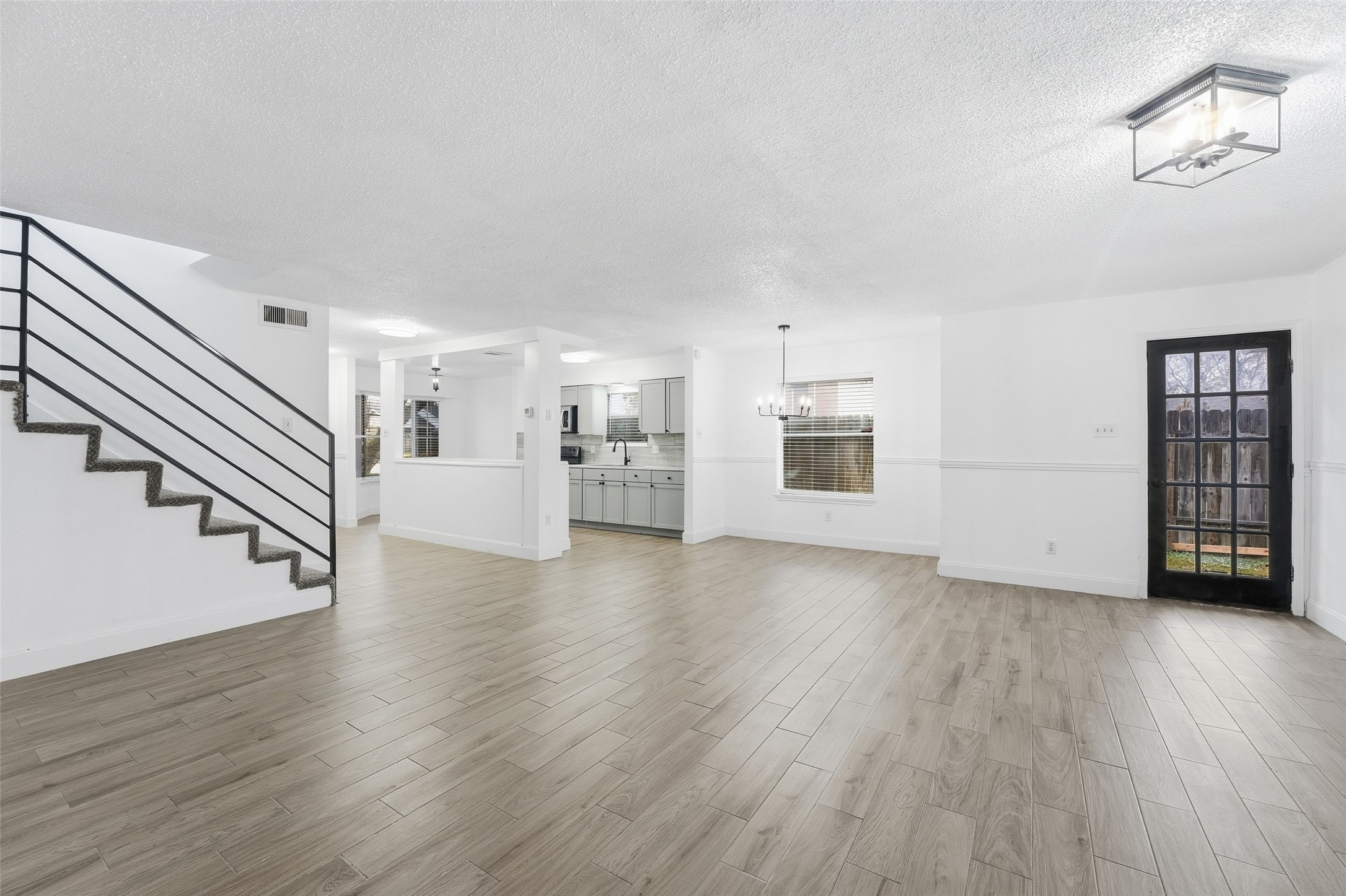 1054 Somercotes Lane Channelview, TX 77530 - Photo 16 of 28