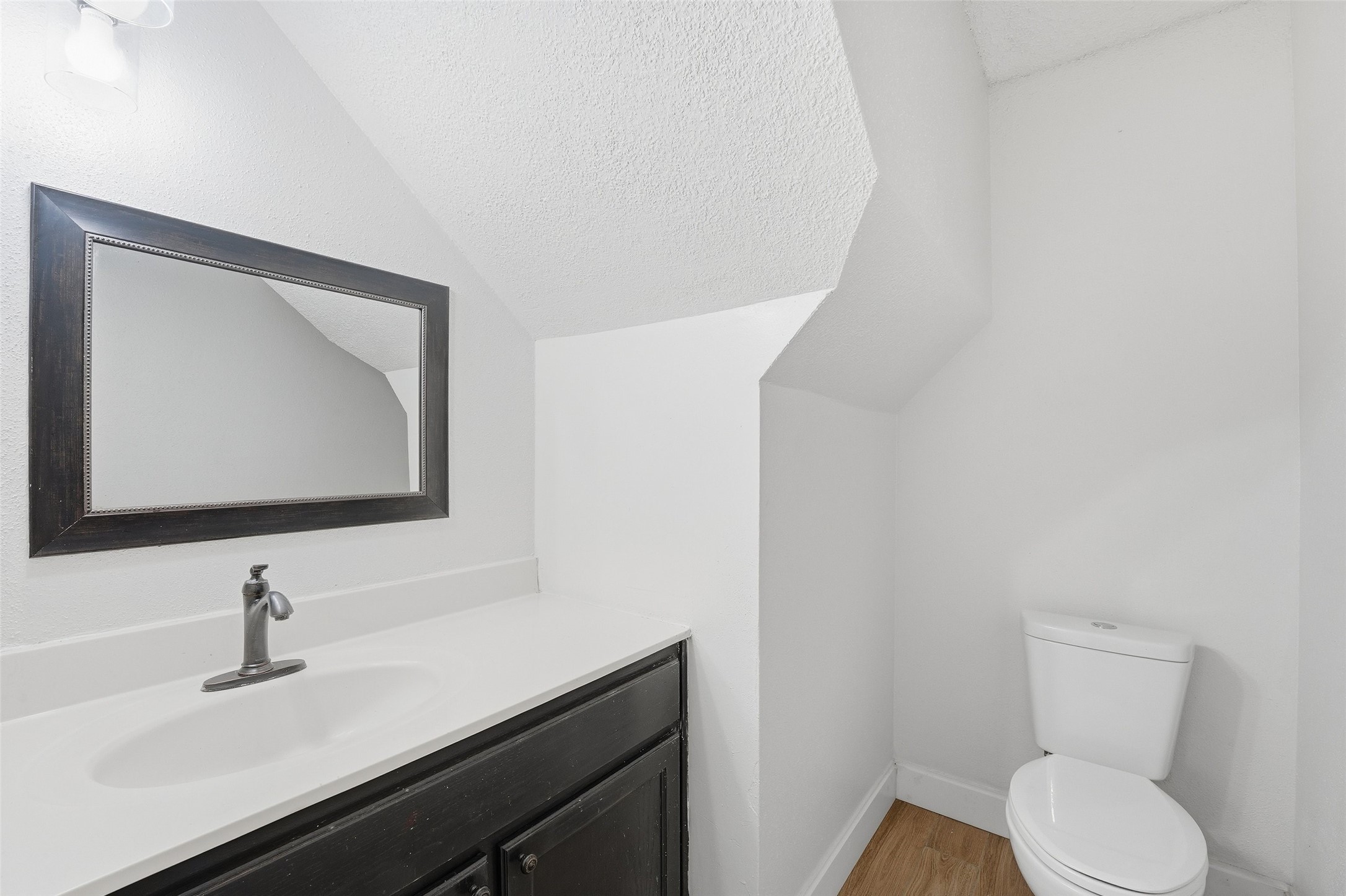 1054 Somercotes Lane Channelview, TX 77530 - Photo 19 of 28 Half bath down stairs