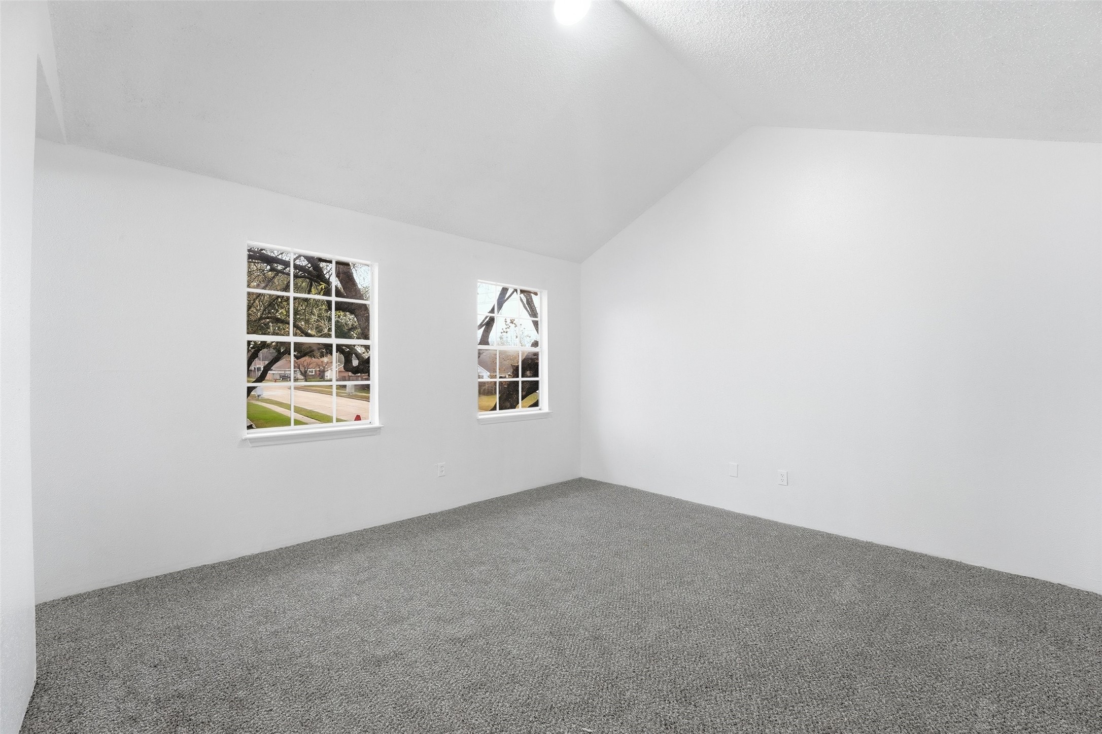 1054 Somercotes Lane Channelview, TX 77530 - Photo 20 of 28 Primary suite