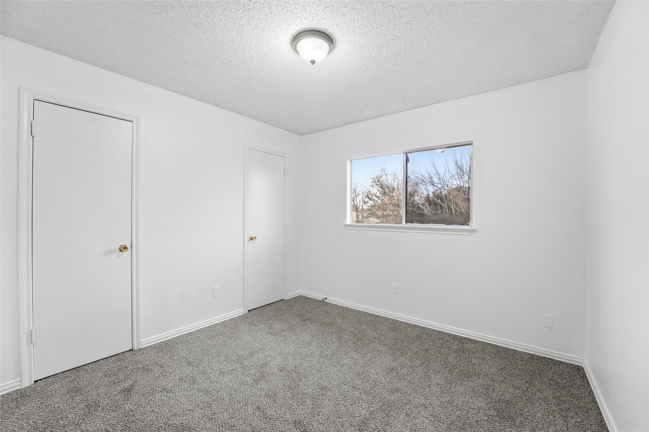 1054 Somercotes Lane Channelview, TX 77530 - Photo 23 of 28 Second bedroom
