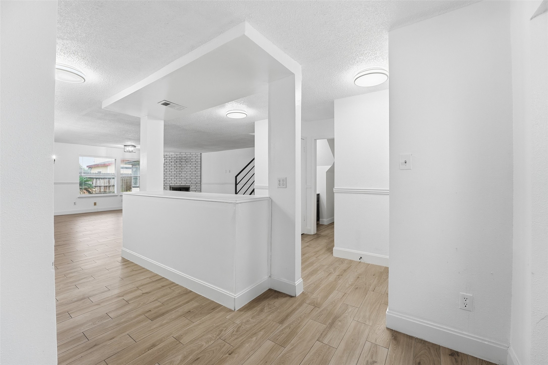 1054 Somercotes Lane Channelview, TX 77530 - Photo 8 of 28