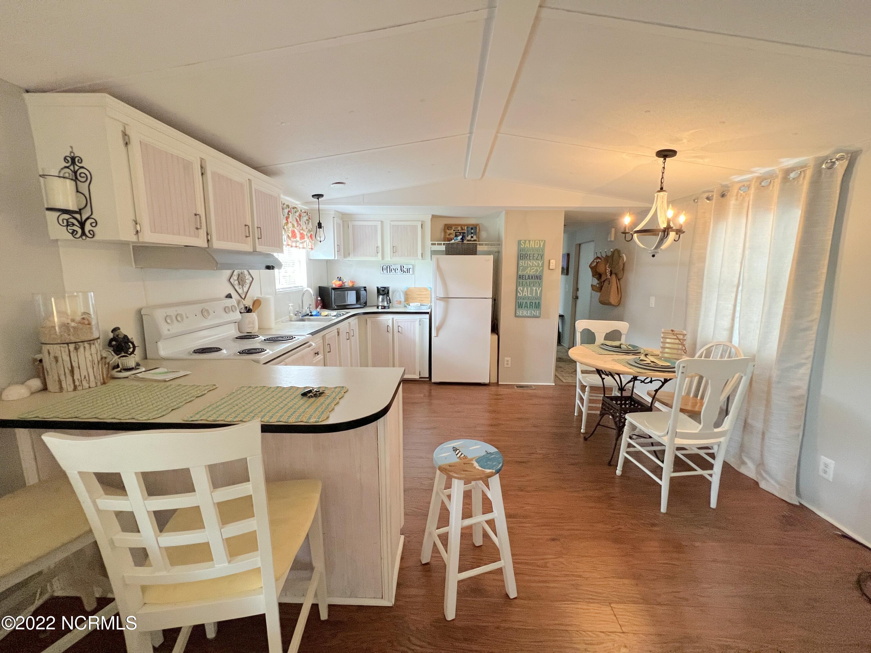 116 Ocean Spray Drive Cedar Point, NC 28584 - Photo 4 of 14 116 Ocean Spray
