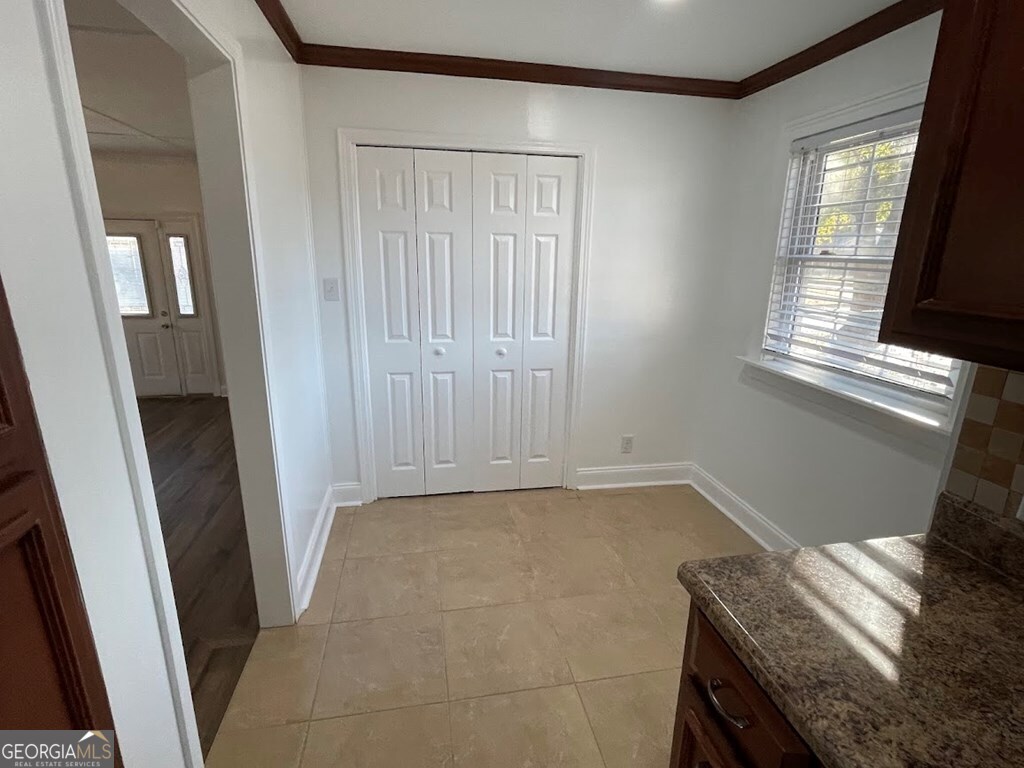 2311 St George Lane Albany, GA 31707 - Photo 18 of 39 a view of a kitchen from a window