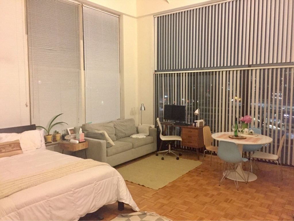 61 Brookline Avenue, Unit 421 Boston, MA 02215 - Photo 3 of 8