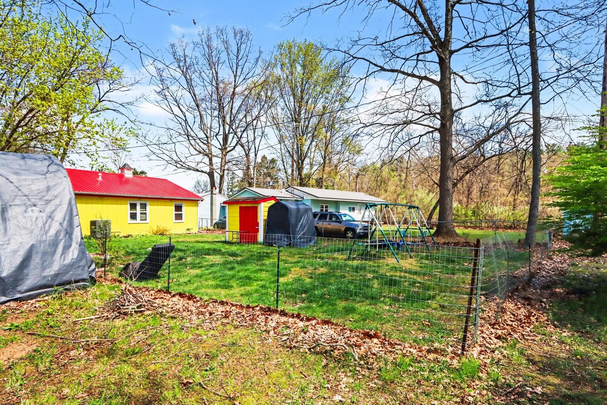 12192 Riverside Drive White Pigeon, MI 49099 - Photo 13 of 21 013_file_1399