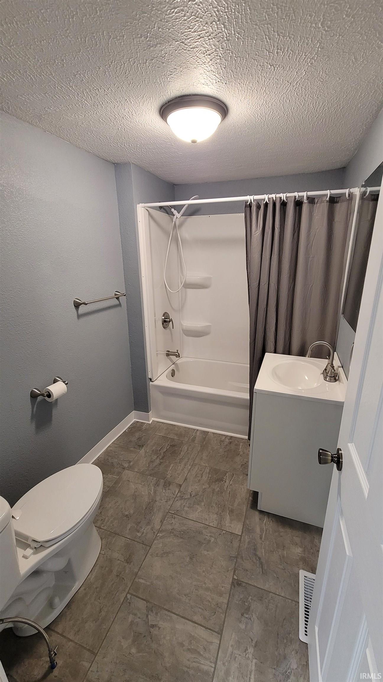 208 West Jay Street Dunkirk, IN 47336 - Photo 18 of 22