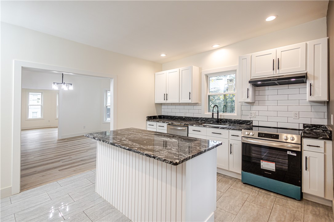 7 Florence Street Putnam, CT 06260 - Photo 1 of 40