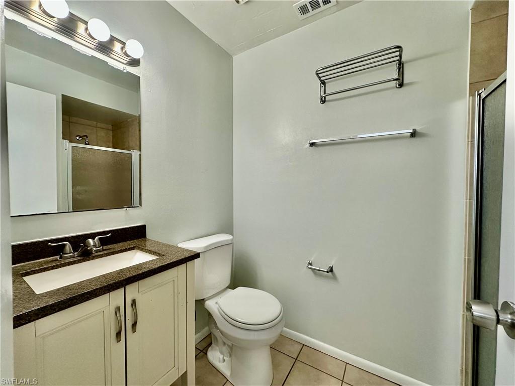 7433 Pebble Beach Road Fort Myers, FL 33967 - Photo 8 of 15 1st Bathroom