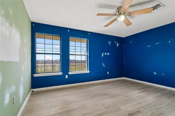 $240,000 | 102 Pleasant Valley Drive, Des Allemands, LA 70030