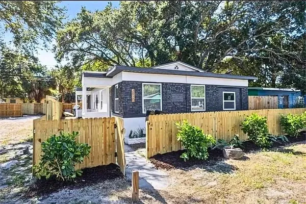 $1,395 | 2904 Emerson Avenue South, Unit A, St. Petersburg, FL 33712