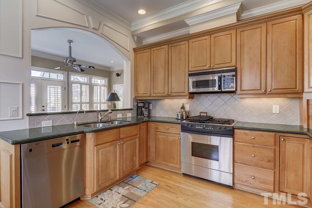 2804 Peachleaf Street Raleigh, NC 27614 - Photo 8 of 28