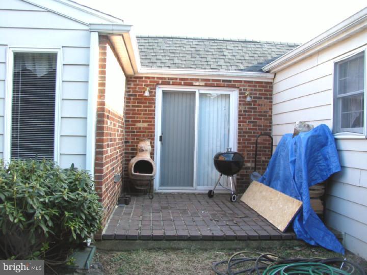 9 Croyden Road Newark, DE 19702 - Photo 21 of 25 Exterior Side