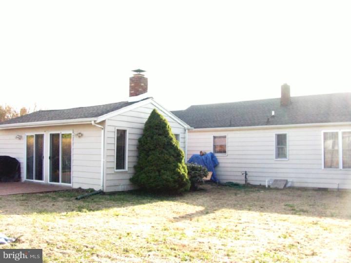 9 Croyden Road Newark, DE 19702 - Photo 23 of 25 Exterior Back