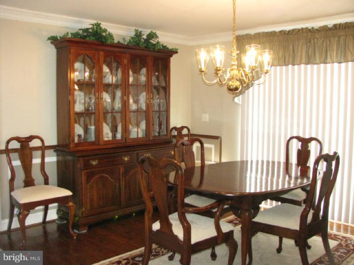 9 Croyden Road Newark, DE 19702 - Photo 8 of 25 Dining Room