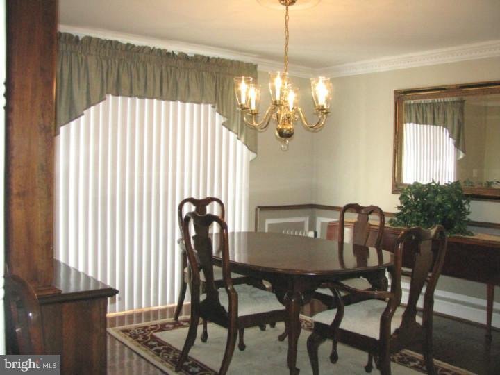 9 Croyden Road Newark, DE 19702 - Photo 10 of 25 Dining Room
