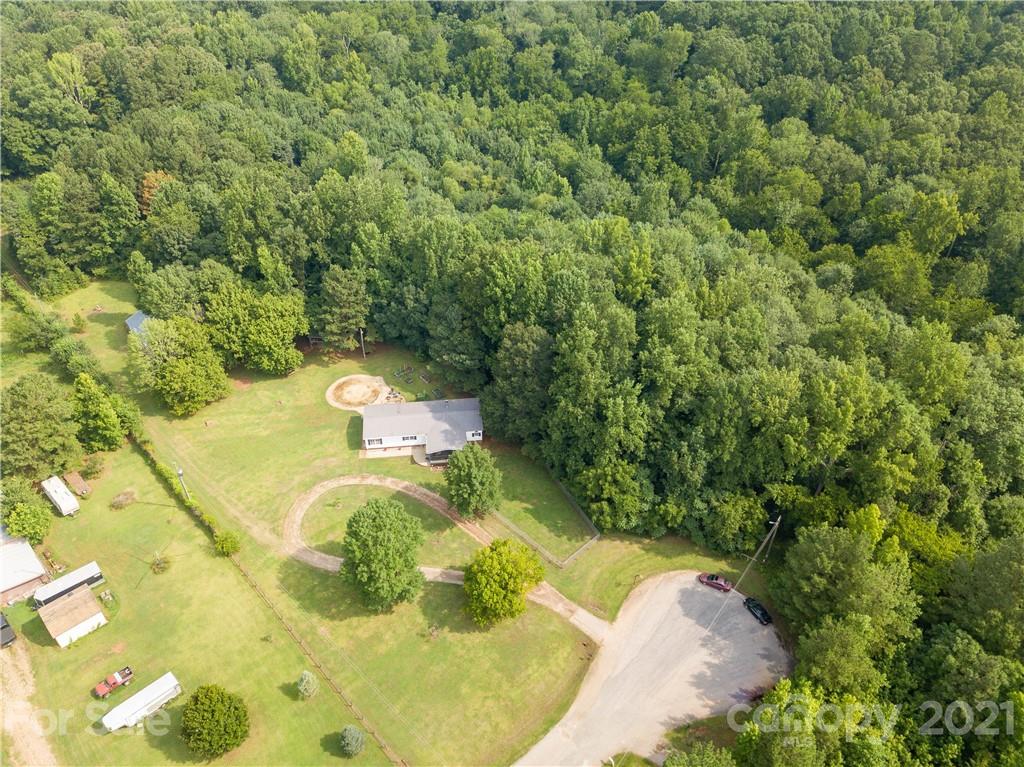 1611 Sandy Hill Road York, SC 29745 - Photo 3 of 34 Gallery Image 3