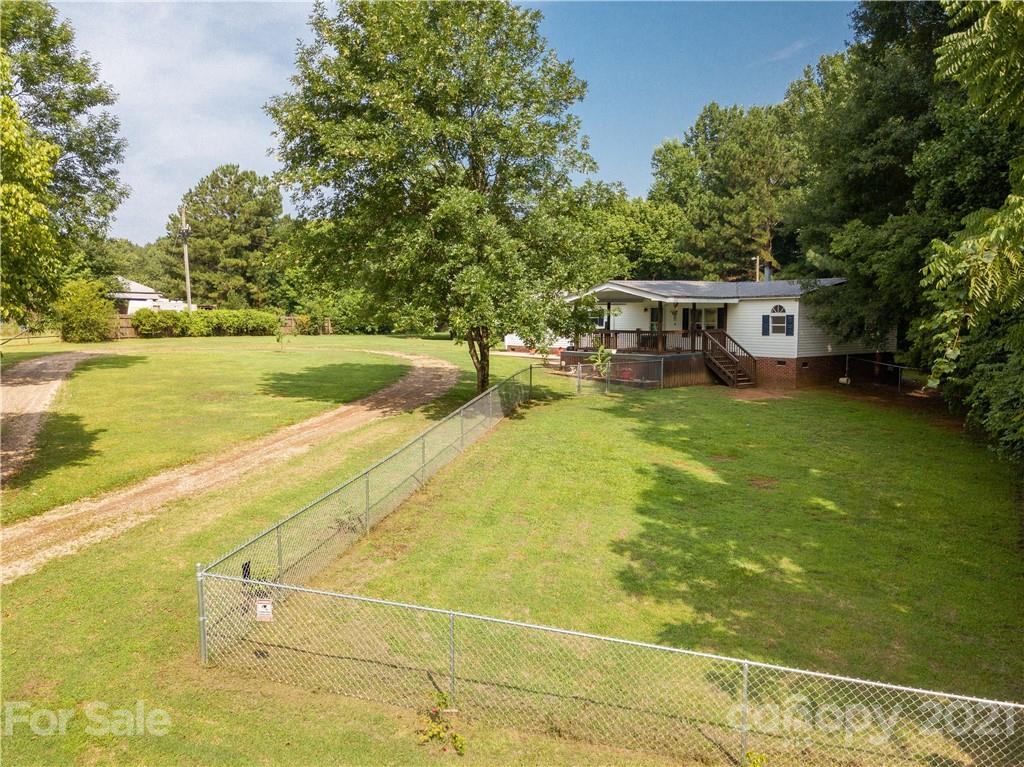 1611 Sandy Hill Road York, SC 29745 - Photo 5 of 34 Gallery Image 5