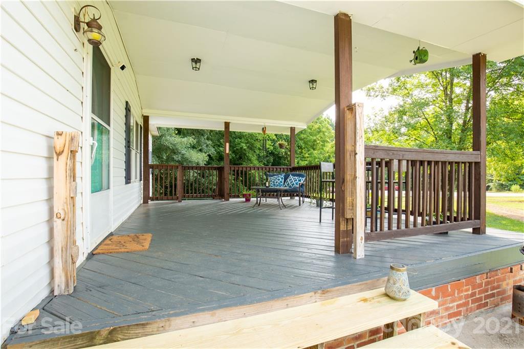 1611 Sandy Hill Road York, SC 29745 - Photo 7 of 34 Gallery Image 7